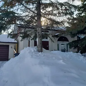 https://cozy-home-winnipeg.winnipeg-hotels.net